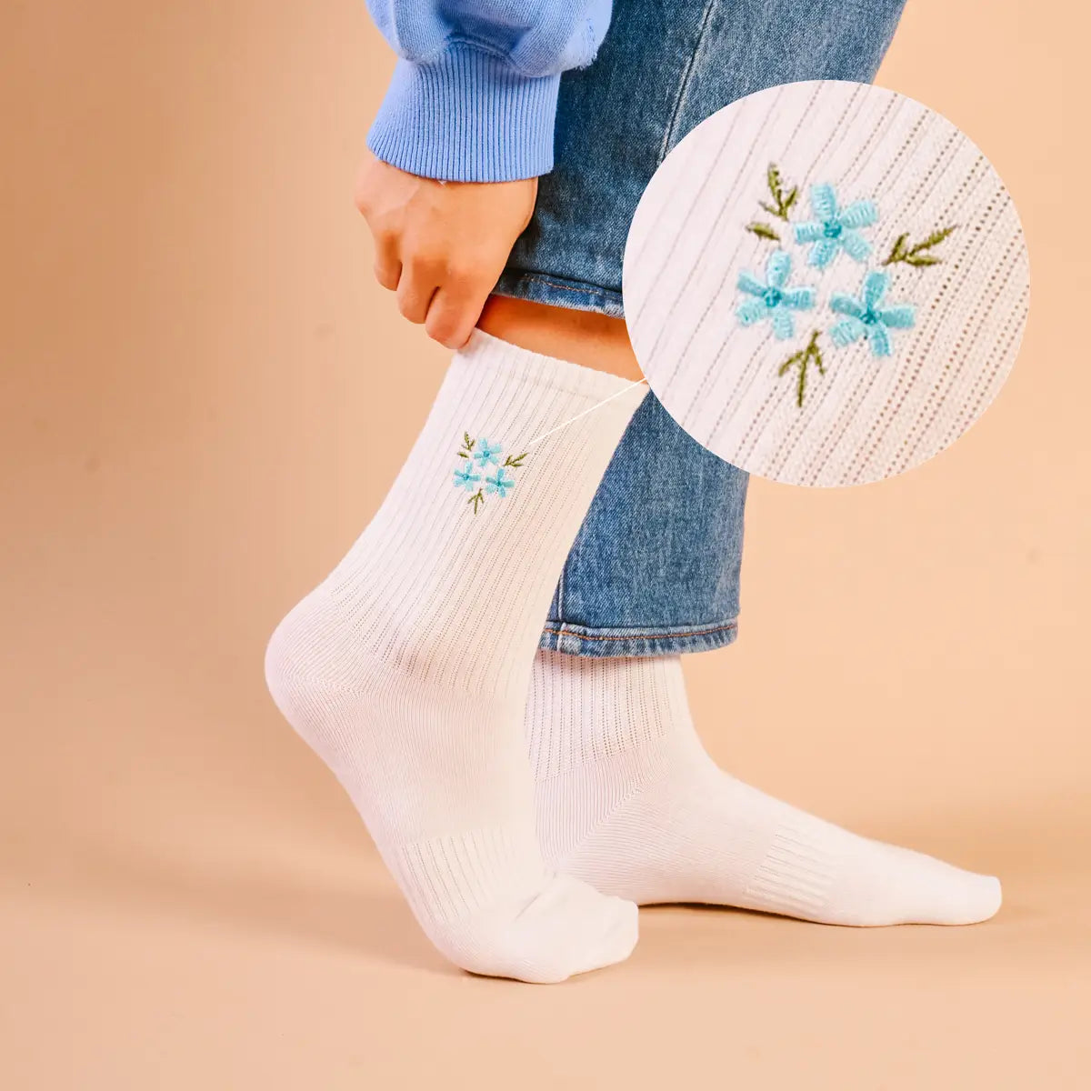 Embroidered Crew Socks–Floral Blue - Curator and Co. 
