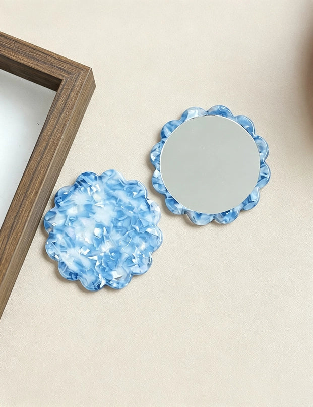 Scalloped Pocket Mirror