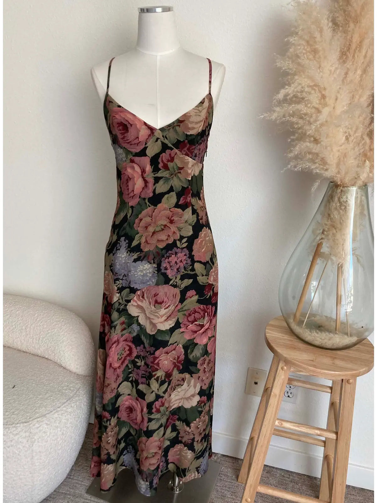 Midnight Garden Maxi Dress - Curator and Co. 