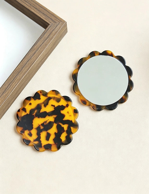 Scalloped Pocket Mirror
