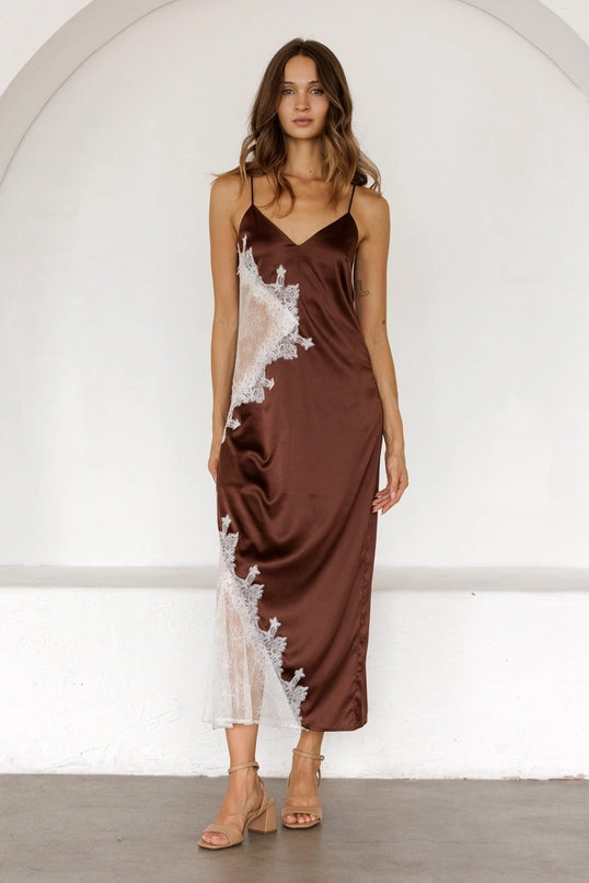 The Chantilly Lace Midi Dress - Curator and Co. 