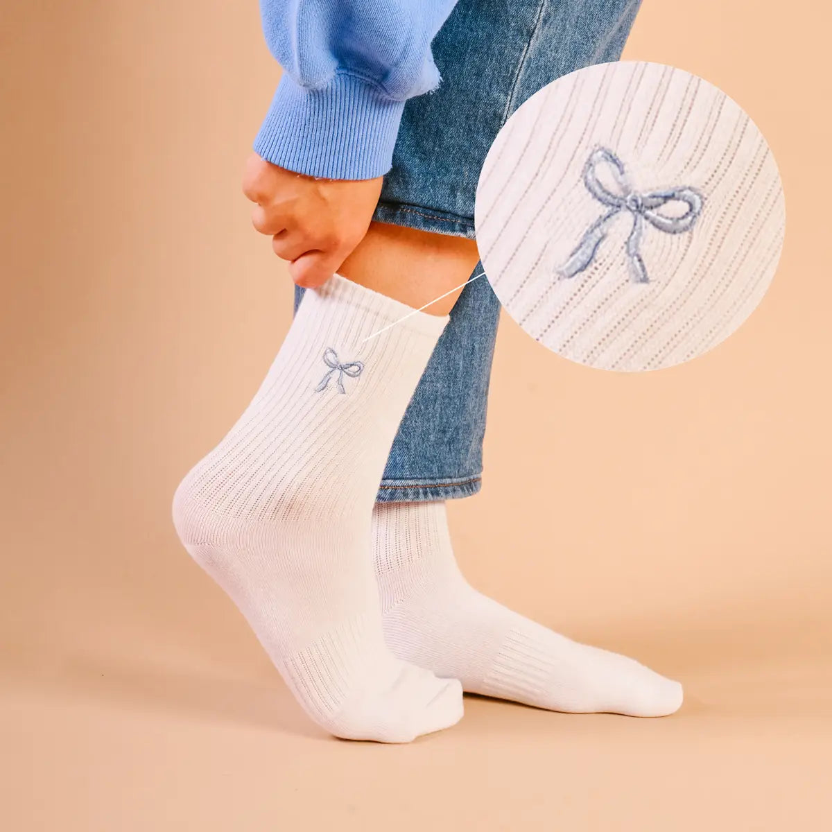Embroidered Crew Socks–Blue Bow - Curator and Co. 
