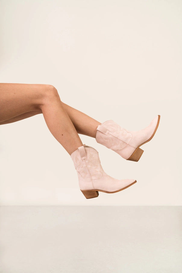 Mi-iM-Claire-Block-Pointed-Embroidered Pink