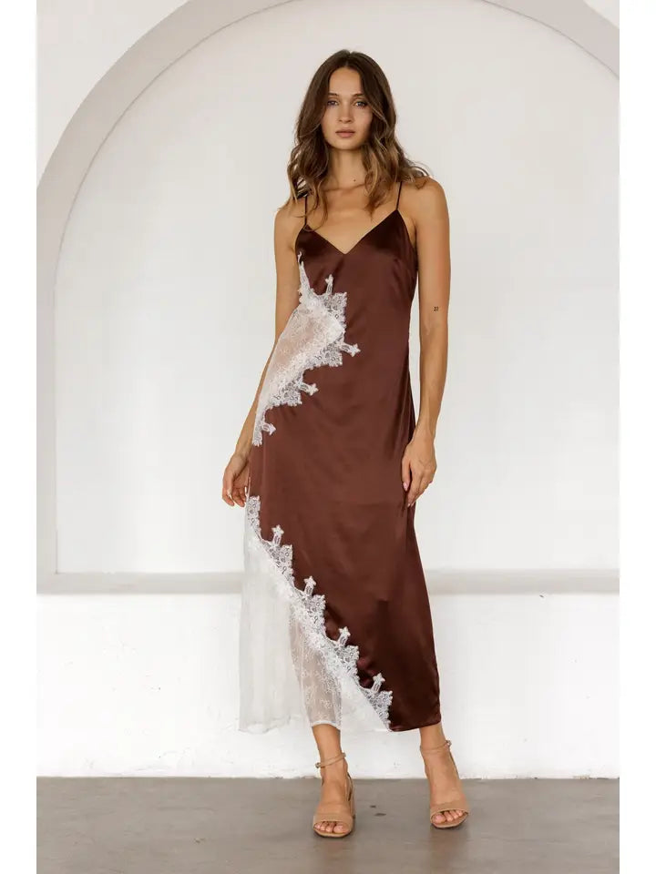 The Chantilly Lace Midi Dress - Curator and Co. 