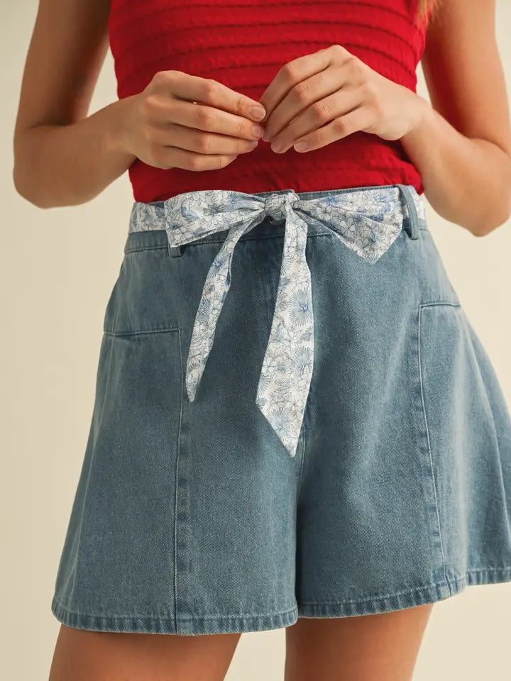 Sunny Girly Days Denim Shorts